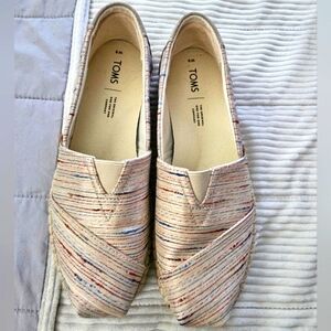 TOMS Women's Multi Colored Cream Slip-On Shoes Size 9